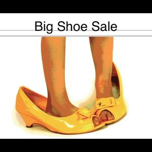 Big Shoe SALE
